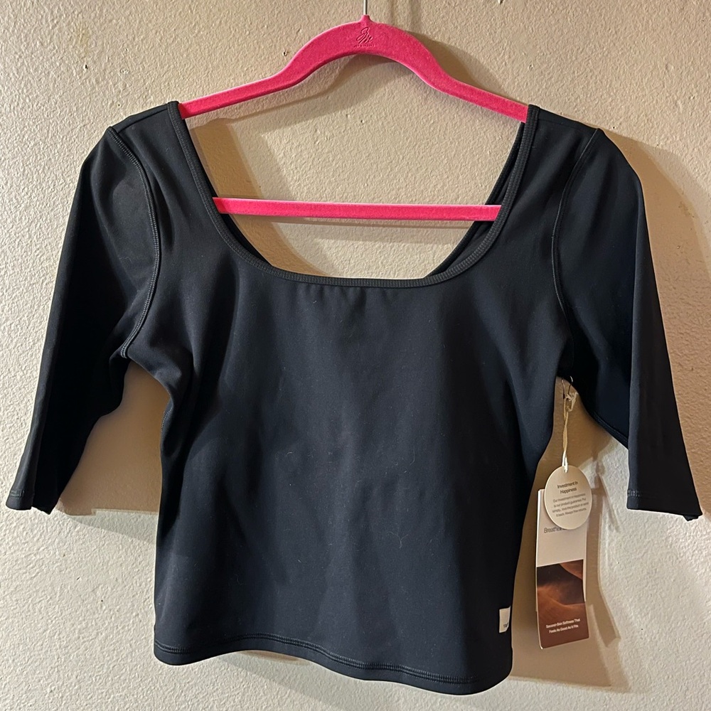 NWT Vuori Avant Top Cropped